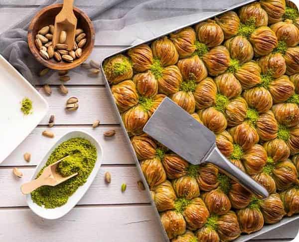 تصویر 5 از قیمت حلوای خانگی آرد گندم با کیفیت ارزان + خرید عمده